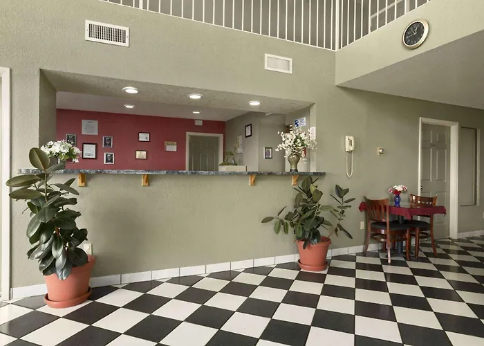 Hotel Howard Johnson By Wyndham 2*