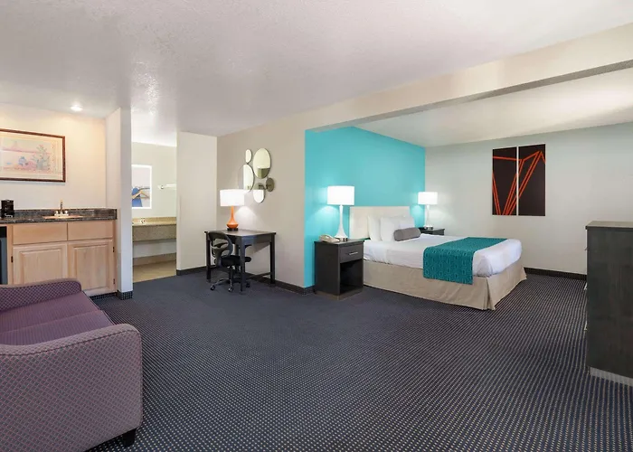 Hotel Howard Johnson By Wyndham Holbrook