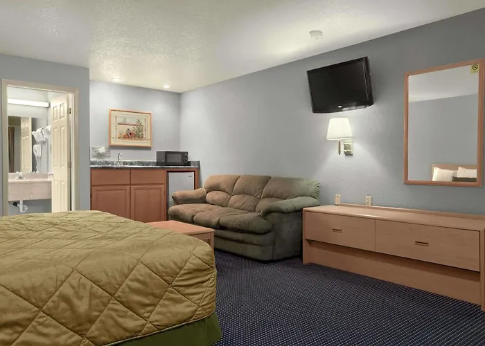Howard Johnson By Wyndham Hotel Holbrook